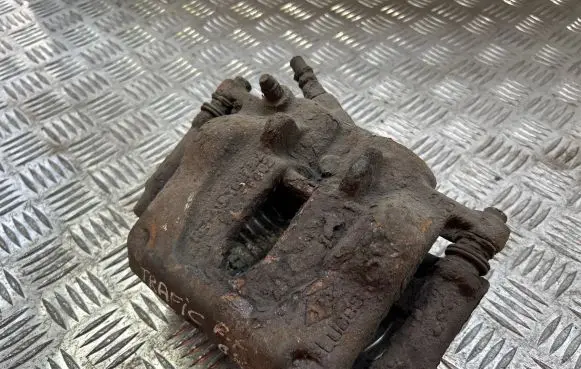Renault Trafic II (X83) Front brake caliper