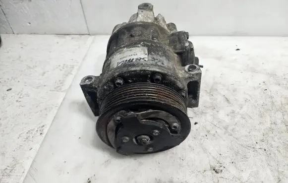 Volkswagen Golf Plus Air conditioning (A/C) compressor (pump) 1K0820859F