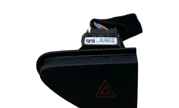 Renault Captur Hazard light switch 25297372R