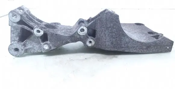 Volkswagen Touran I Generator/alternator bracket R03G903143A 03G903143A