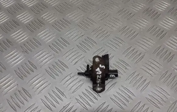 Mazda 5 Valve vacuum 1S7G-9J55