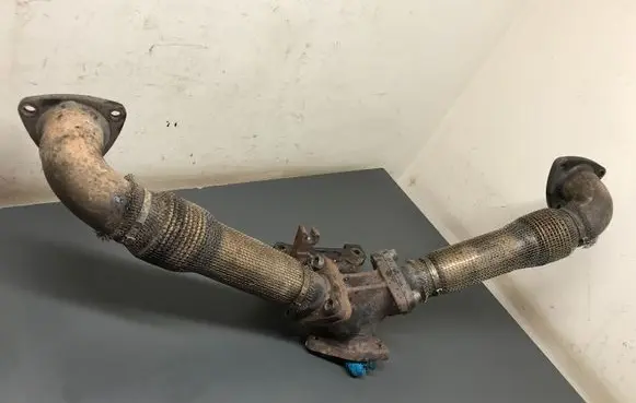 Porsche Cayenne (9PA) Exhaust manifold