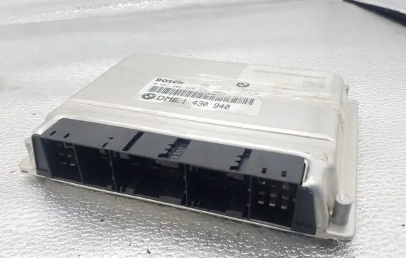 BMW 3 E36 Engine control unit/module ECU 1430940 0261204420