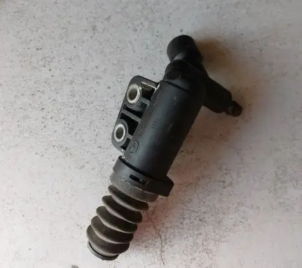 Clutch master cylinder