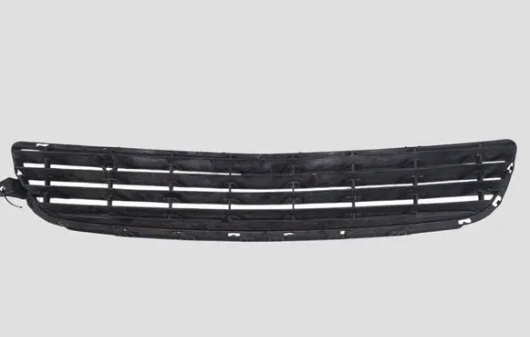 Opel Zafira B Front bumper lower grill 13124978