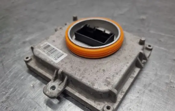 Audi A3 S3 8V Headlight ballast module Xenon 15436700