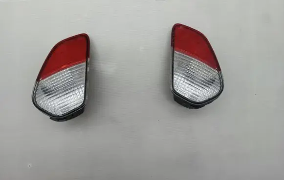 Mitsubishi Outlander Tailgate rear/tail lights