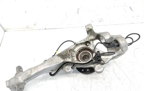 Mercedes-Benz C W205 Front wheel hub spindle knuckle A2053322800 2052700