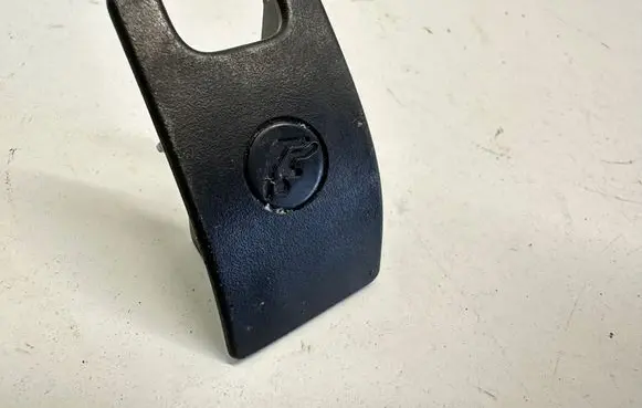 Audi A4 S4 B8 8K ISOFIX cover 8T0887187 4515002