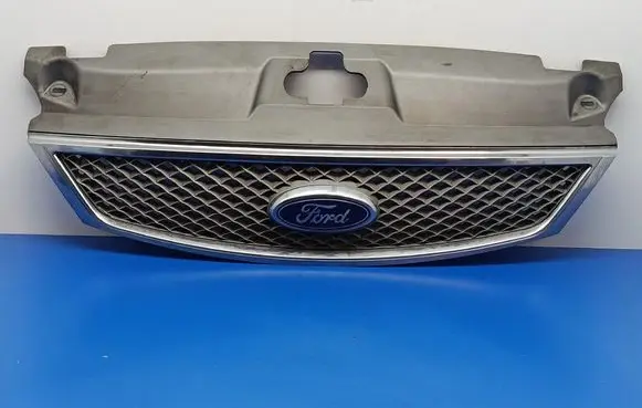 Ford Mondeo Mk III Front grill 3S718A100