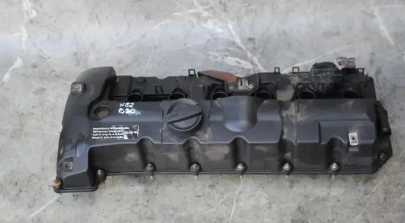 BMW 5 F10 F11 Rocker cam cover 