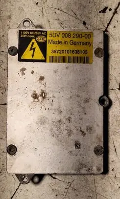 Mercedes-Benz E W211 Headlight ballast module Xenon 5DV00829000 1100V0C85VAC 35720101638105