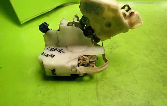 Suzuki SX4 Tailgate/trunk/boot lock/catch/latch 8055265J00