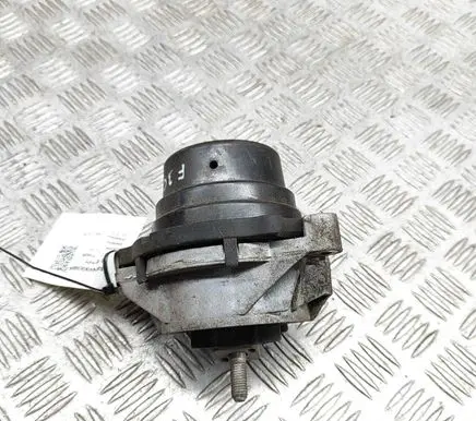 BMW 3 F30 F35 F31 Engine mount bracket 6785713