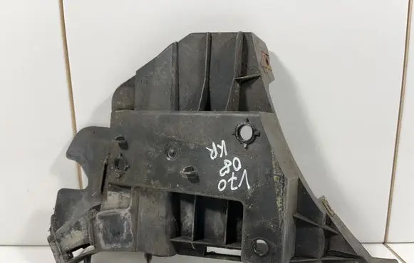 Volvo V70 Front bumper mounting bracket 31265344 BP3EA