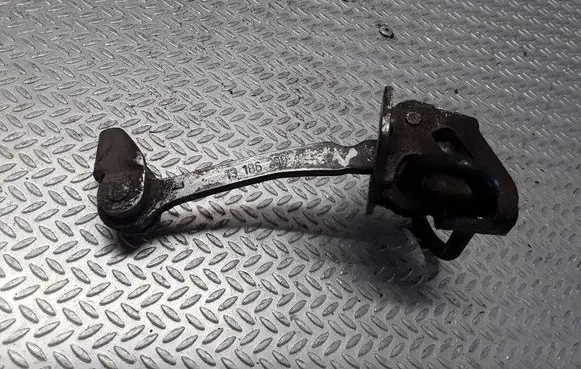 Opel Meriva A Rear door check strap stopper 13186209
