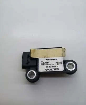 Volvo S70 V70 V70 XC Airbag deployment crash/impact sensor 8622269A