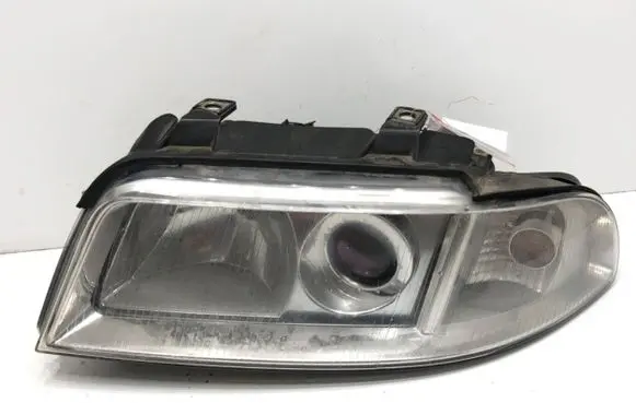 Audi A4 S4 B5 8D Headlight/headlamp 8D0941029AK