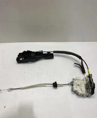 Audi A5 Rear door lock 8k0839016f 8E0839016F