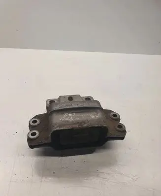 Audi A4 S4 B6 8E 8H Engine mount vacuum valve 1K0199555CA