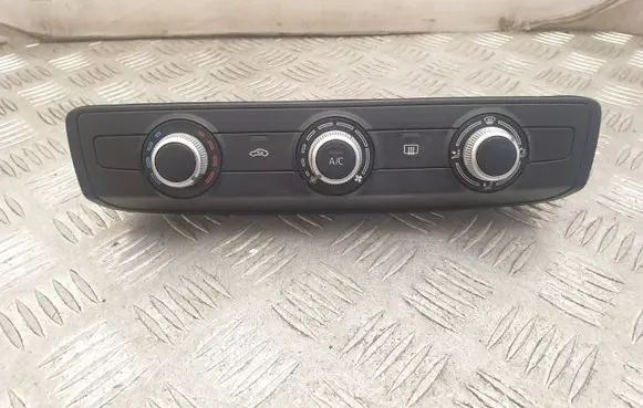Audi A3 S3 8V Interior fan control switch 8V0820047B