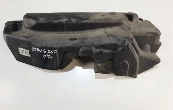 BMW 5 E60 E61 Engine cover (trim)