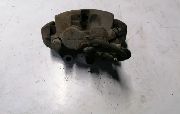 Mercedes-Benz GL X164 Front brake caliper