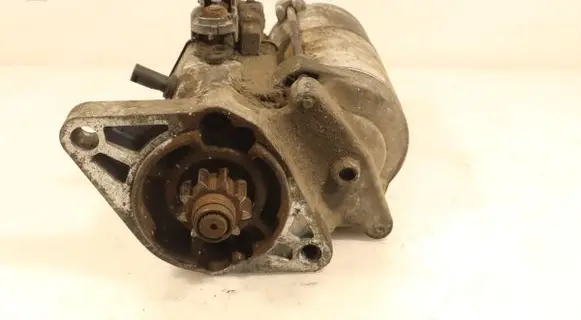 Toyota Yaris Starter motor 2810033080