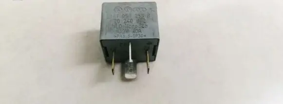 Audi A6 S6 C5 4B Other relay 141951253B 20240072