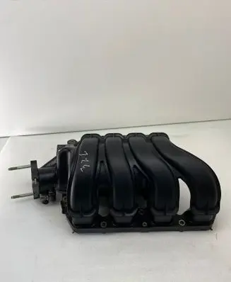 Toyota Avensis T220 Intake manifold 2900305999