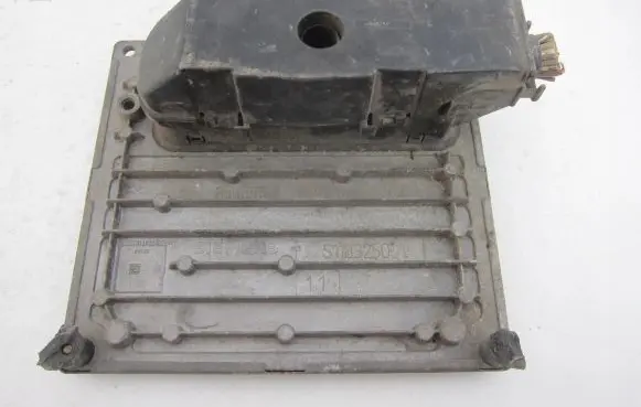 Ford Focus Engine control unit/module 2S6A12A650ND