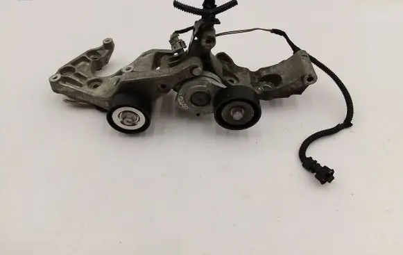 Opel Astra J Generator/alternator bracket 