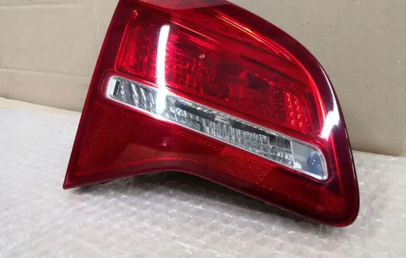 Opel Meriva B Tailgate rear/tail lights