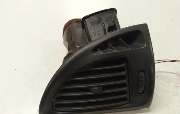 Citroen C5 Dashboard side air vent grill/cover trim 99024210