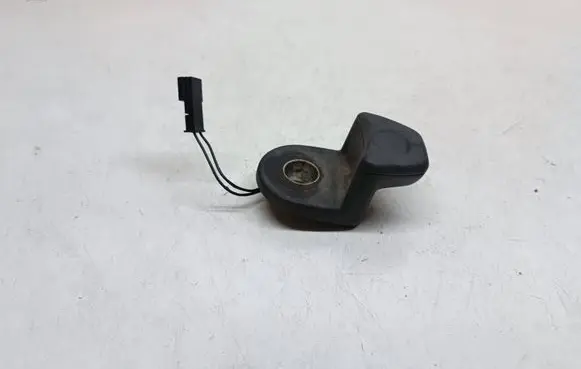 BMW 3 E90 E91 Tailgate glass/window release handle 8385694
