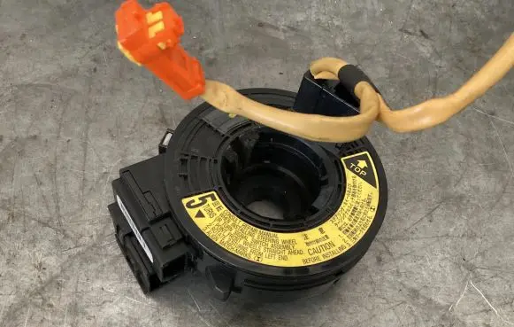 Toyota Corolla E120 E130 Airbag slip ring squib (SRS ring) 9NJ0183