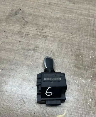 Mercedes-Benz C W203 Ignition lock 2095453308 33002429 33002428