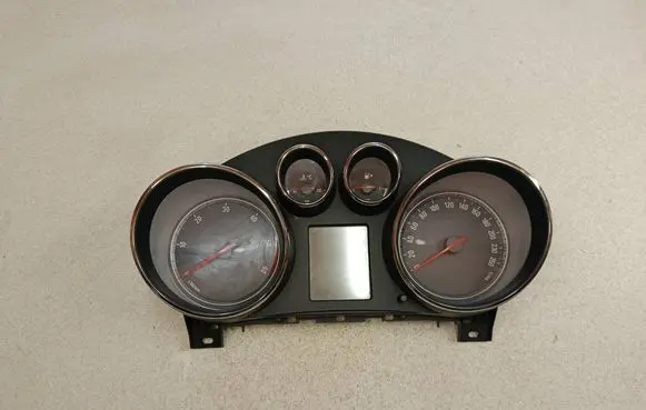 Opel Insignia A Speedometer (instrument cluster) 365903926