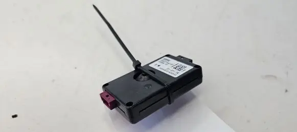 BMW 4 F32 F33 Aerial antenna amplifier 9231442 10859410