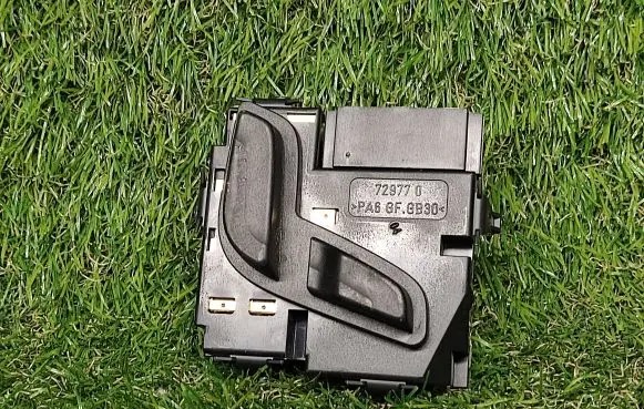 Mercedes-Benz C W204 Seat control switch A2048701858 03467811