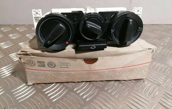 Volkswagen Golf IV Climate control unit 1J0819045E