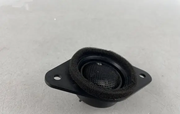 Subaru Impreza IV Front door high frequency speaker H631SFJ101