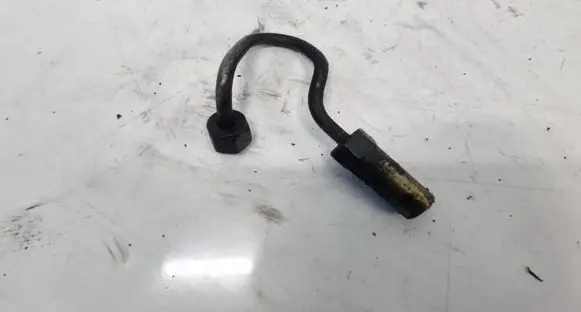 Nissan Primera Fuel line pipe 