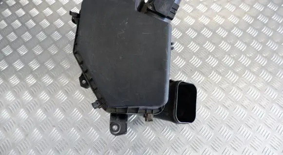 Lexus GS 300 350 430 450H Air filter box 1770031551