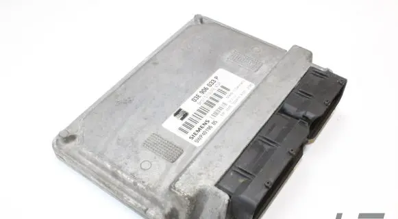 Seat Ibiza III (6L) Engine control unit/module 03E906033P 5WP40196