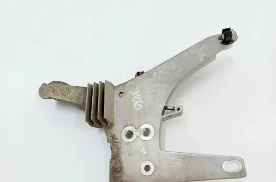 Volvo XC40 Holder (bracket) 32267441