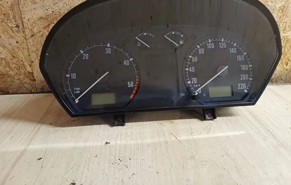Skoda Fabia Mk1 (6Y) Speedometer (instrument cluster) 6Y1919880D 110080015