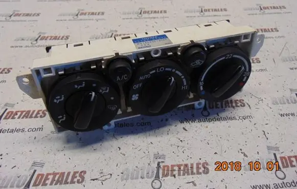 Toyota Avensis T220 Climate control unit 5590005090
