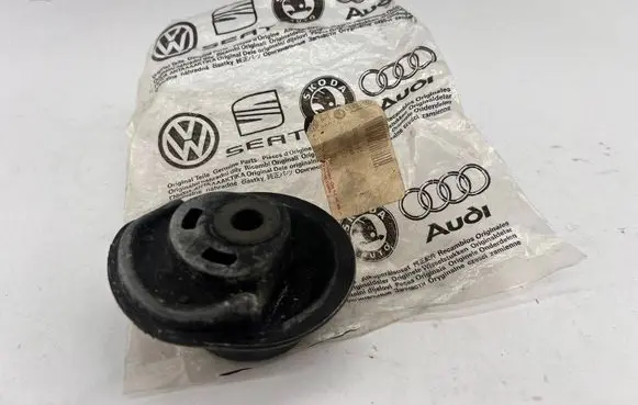 Volkswagen Golf III Rear axle beam mounts housing 1H9501541