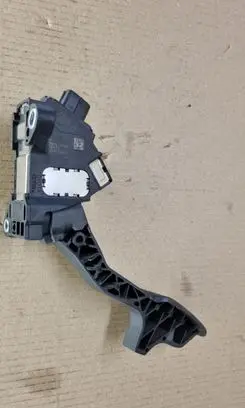 Toyota Yaris Accelerator throttle pedal 781100D160
